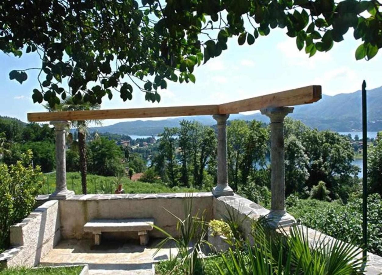 Domus Cusiana Complesso Vista Lago E Piscina Miasino Bagian luar foto